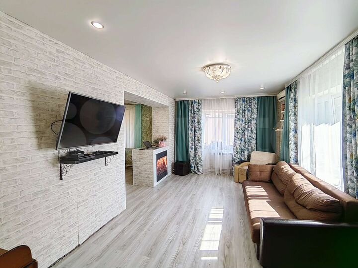 Дом 182 м² на участке 5,2 сот.