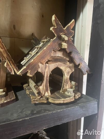 Кормушка для птиц (скворечник)