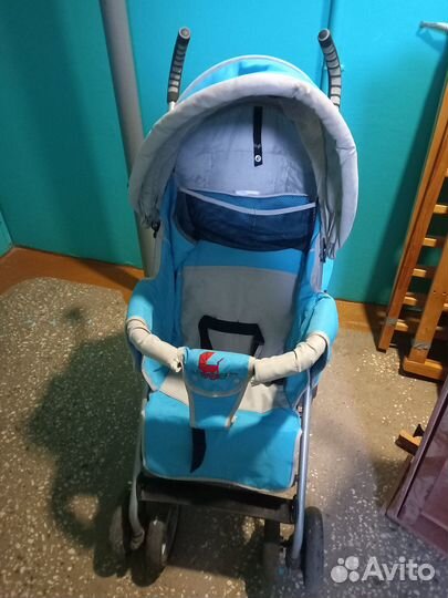 Прогулочная коляска трость