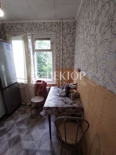 2-к. квартира, 46 м², 2/5 эт.