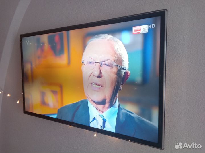 Телевизор samsung