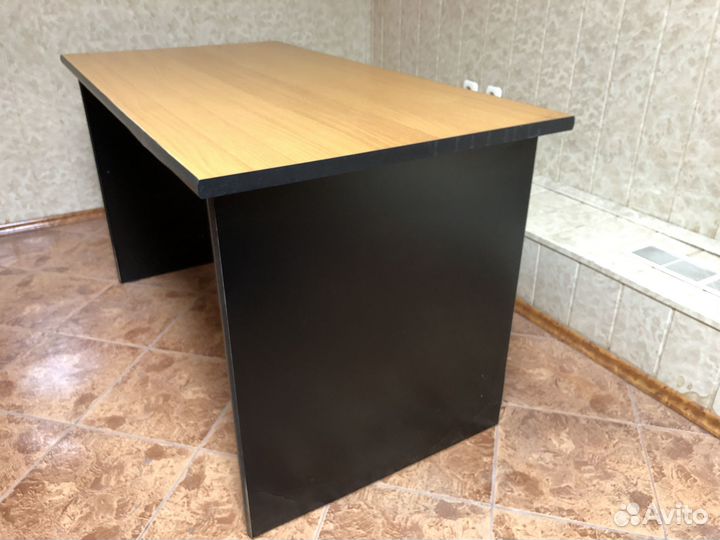 Стол офисный