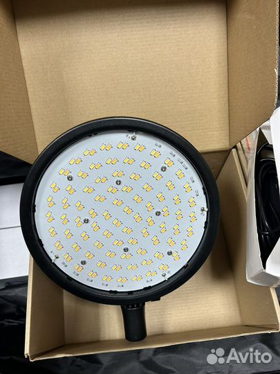 Студийный свет FST H48B