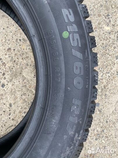 Pirelli Formula Ice 215/60 R17