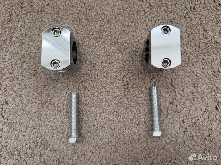 Крепление руля для мотоцикла