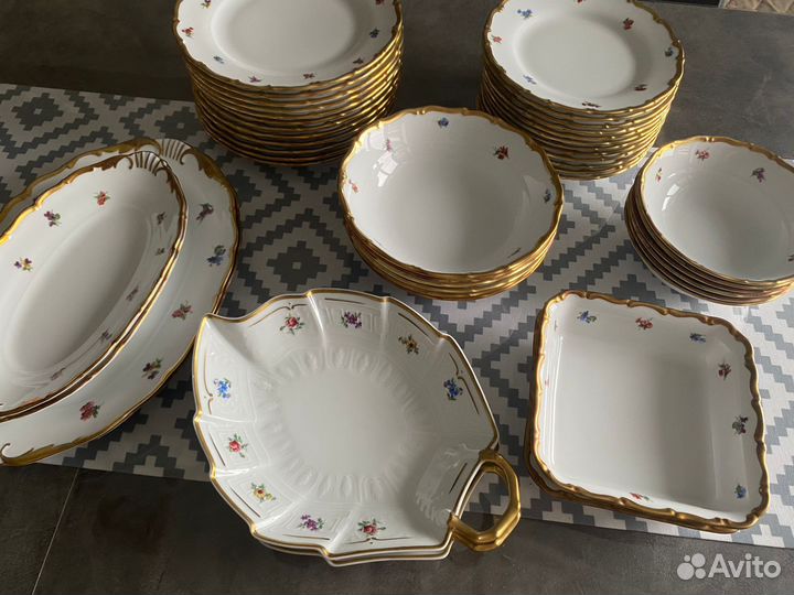 Набор столовой посуды Чехия новый