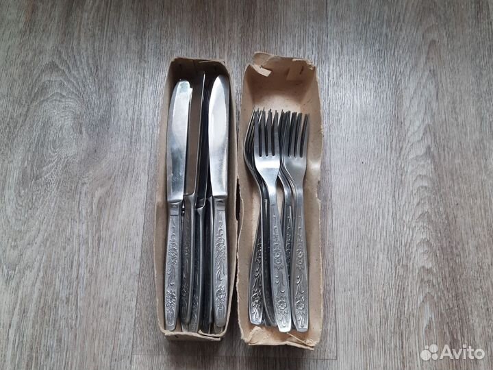 Набор столовых приборов на 12 персон