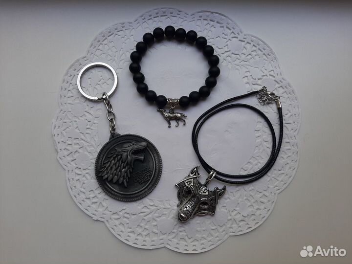 Браслеты, кулон и брелок 