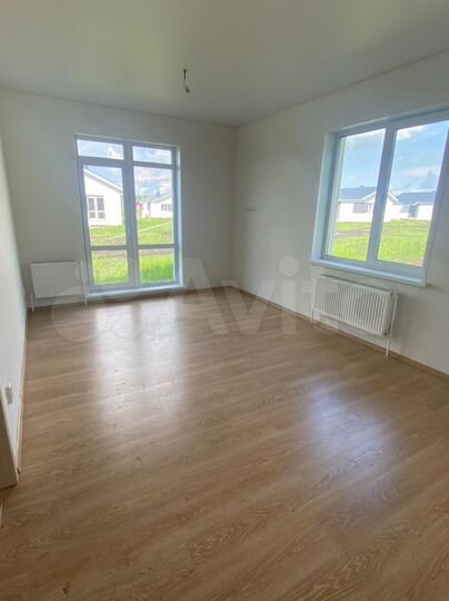 Коттедж 75 м² на участке 8 сот.