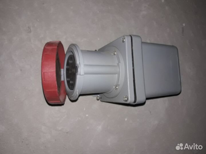 Розетка авв 463RS6W, 63A, 3P+N+E, IP67 с вилкой