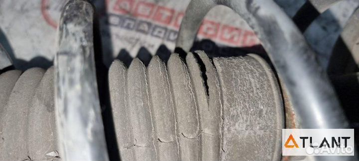 Стойка передняя правая toyota funcargo