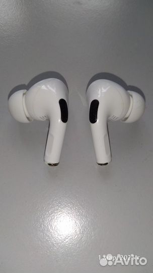 Наушники Apple