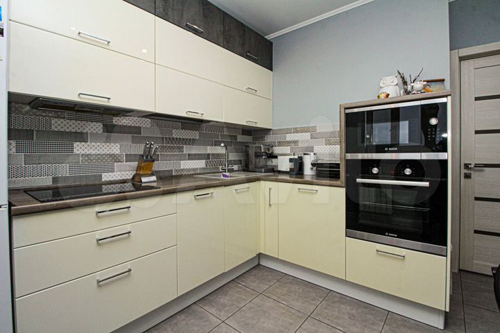 2-к. квартира, 56,7 м², 17/21 эт.