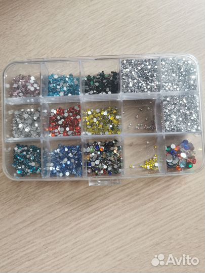 Стразы для рукоделия или маникюра