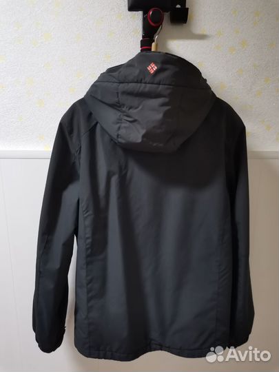 Куртка демисезонная
