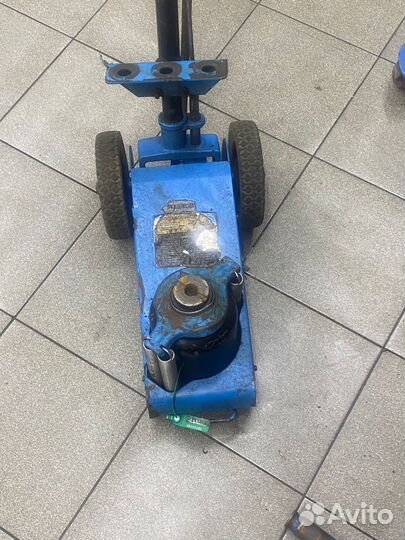 Ремонт грузовых домкратов пневмогидравлических