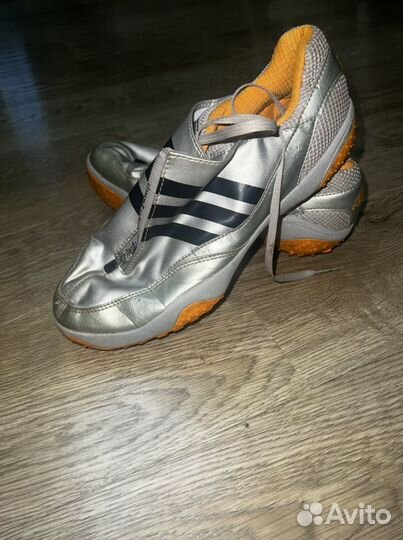 Шиповки adidas