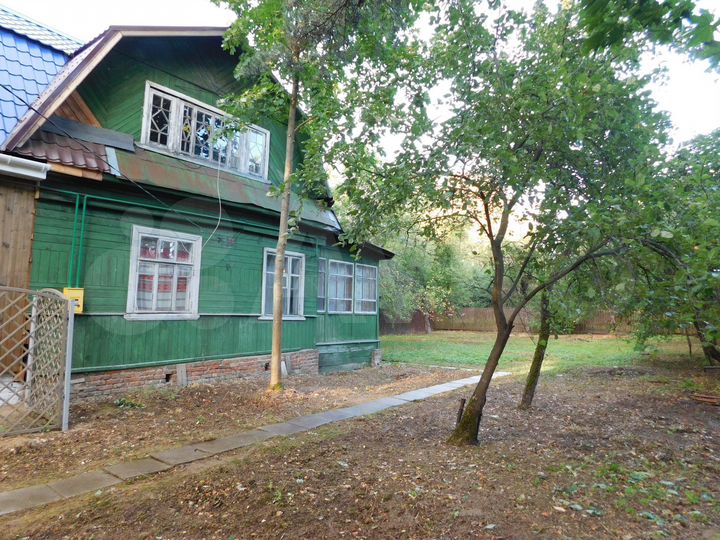 Дом 77 м² на участке 8,4 сот.