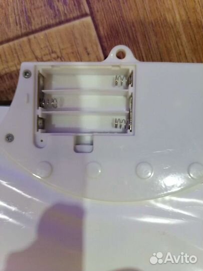 Мягкие игрушки, пирамида, машинки, муз. азбука