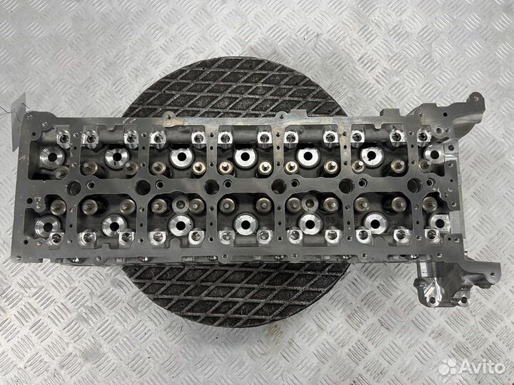 Головка блока цилиндров Mercedes-Benz E-Class