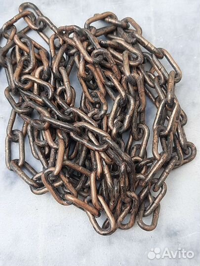 Жекоративная кованная цепь