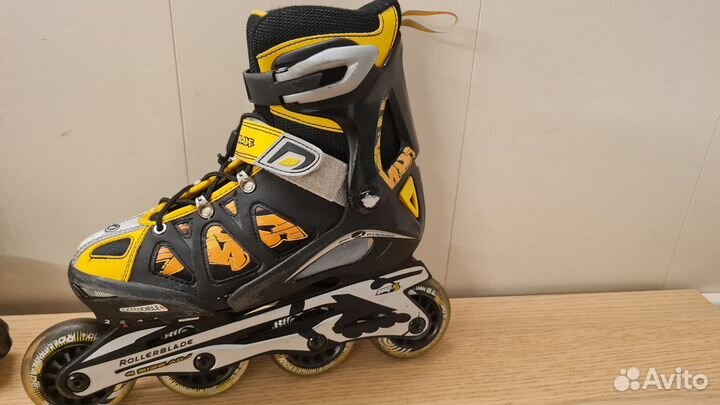 Роликовые коньки rollerblade