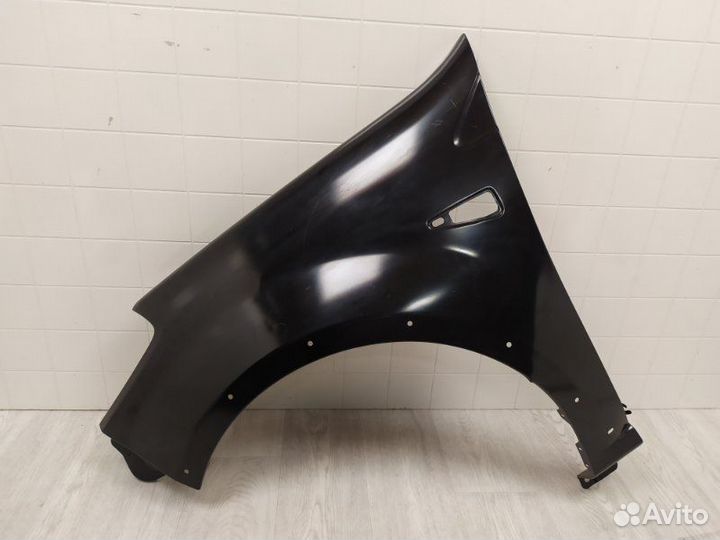 Крыло переднее Renault Sandero 1