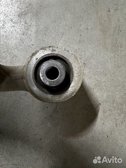 Рычаг передний нижний левый для infiniti M25 2WD