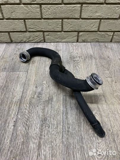 Mercedes-Benz С klasse W204 Патрубок радиатора