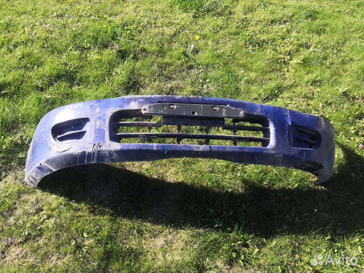 Бампер передний Mitsubishi Colt V CJ