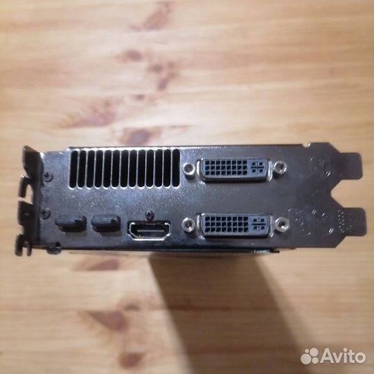 Видео карта Radeon HD 6950