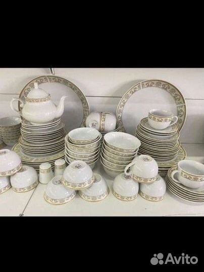 Набор посуды новый 102 предметов