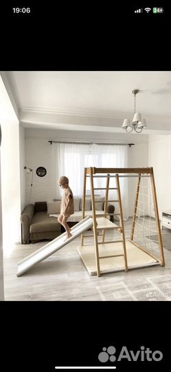 Детский игровой комплекс с горкой