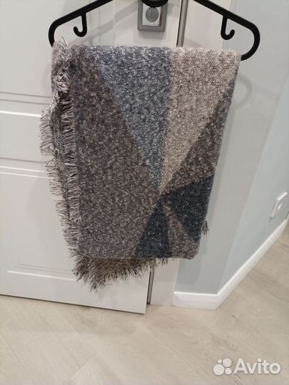 Шарфы и палантины