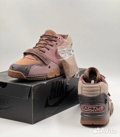 Nike air trainer 1 sp x travis scott