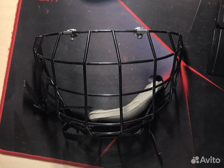 Решеткадля хоккейного шлема