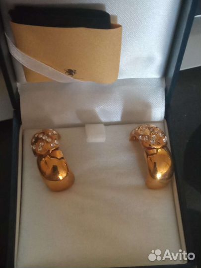 Шикарные локаничные серьги