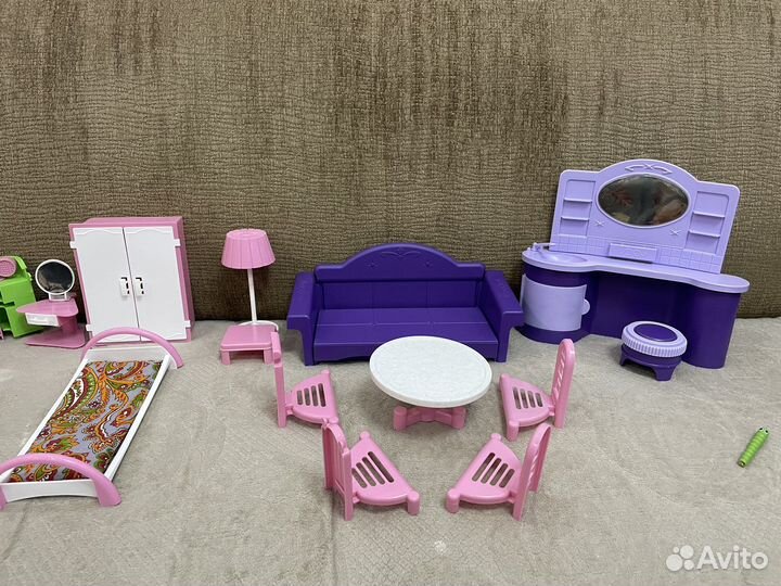 Домик кукольный