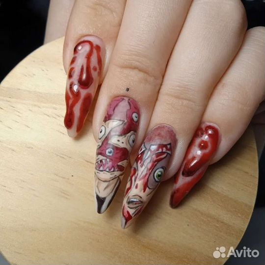 Мастер маникюра