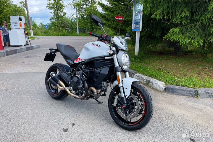 Ducati Monster 797 2020