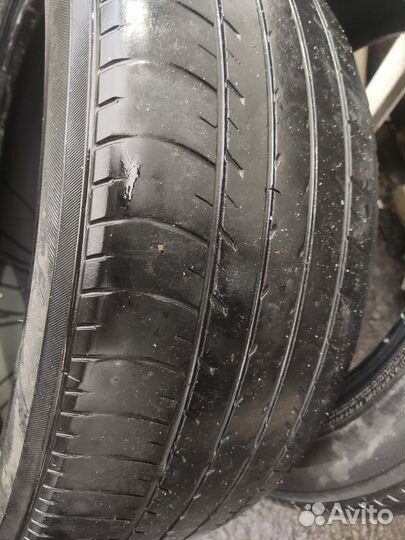Yokohama dB Decibel E70 215/55 R17 201