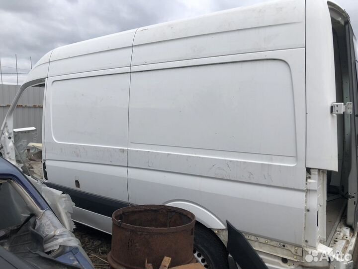 Передняя левая четверть VAG crafter 2013