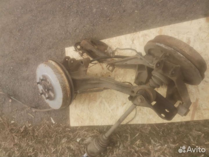 Задние рычаги subaru be5