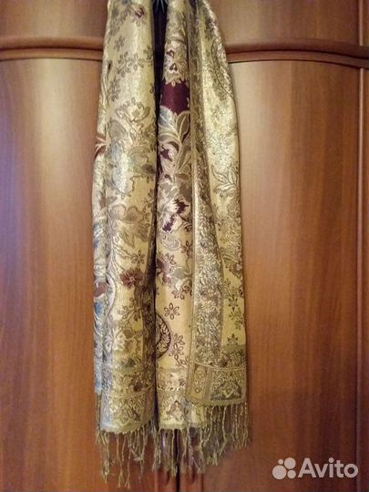 Шарф- палантин