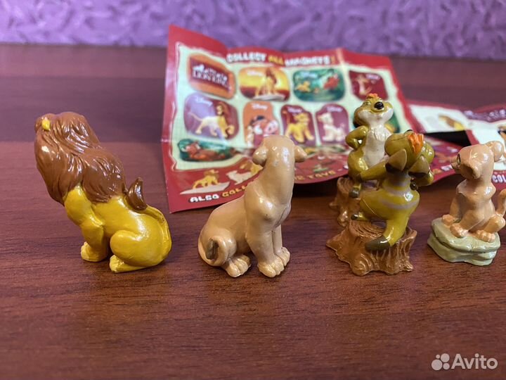 Игрушки серия киндер ландрин Король Лев