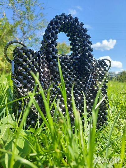 Сумка из акриловых бусин 