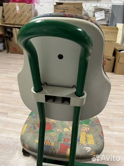 Детский растущий стул для парты сильно Б/У