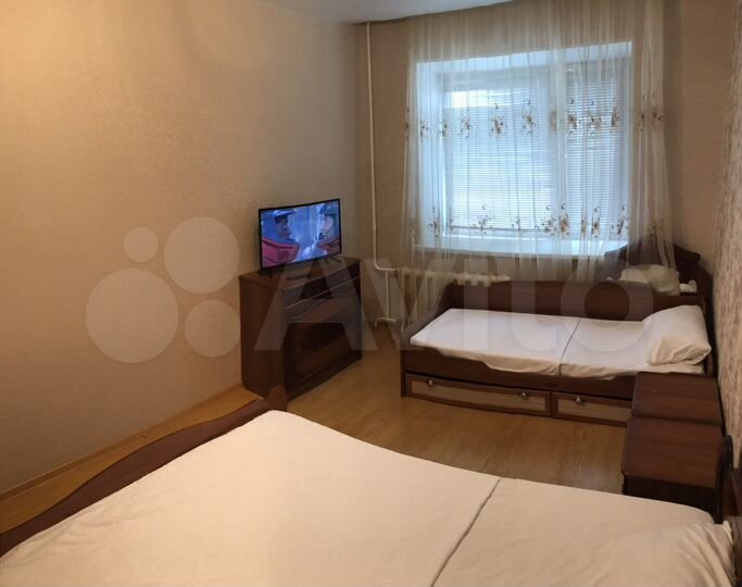 2-к. квартира, 56 м², 2/5 эт.