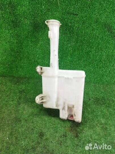 Бачок омывателя Mazda 323 BA