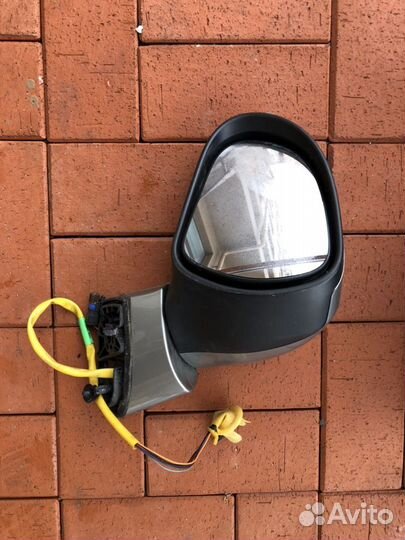 Зеркало водительской двери Пежо 308. Оригинал